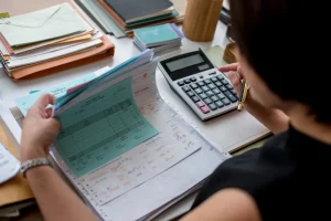 The Invoice Processing Gap Nobody Manages | B2BE