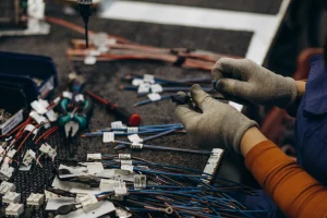 Manufacturing Labour Shortages in ANZ: It's Time For A Rethink | B2BE